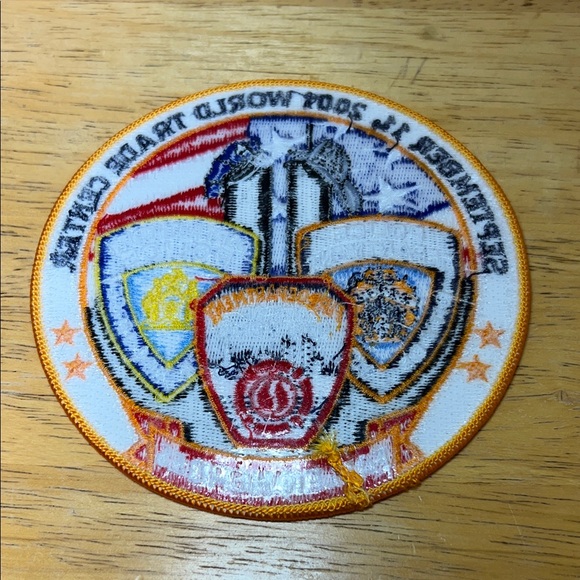 Commemorative Patch - Multicolor - Picture 2 of 2